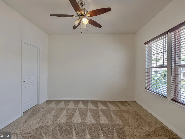 43699 Sweetbay St — Photo 18