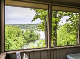 23 Pembroke Ln, Bella Vista, AR 72715