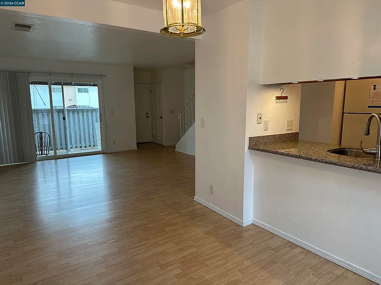 89 Villa Cir — Photo 16