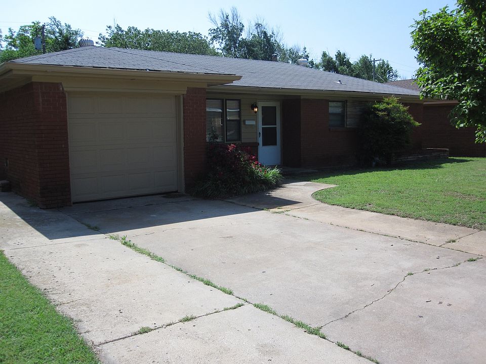 1st image of 2500 Eagle Dr