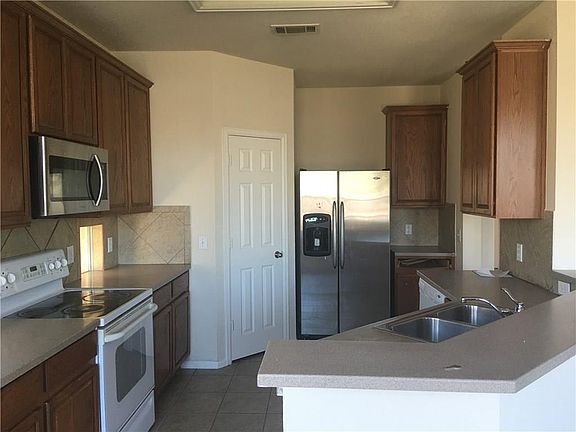 3rd image of 13341 Vista Glen Ln