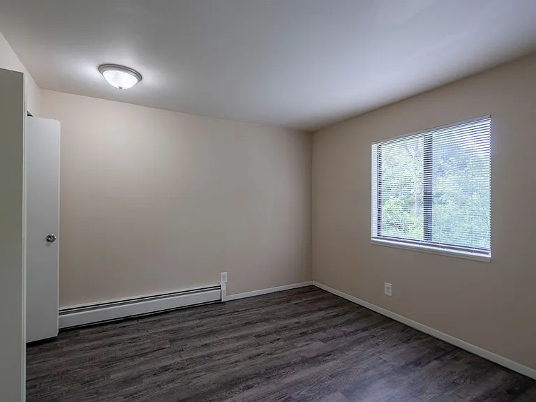 Oak Valley Apartments — Photo 38