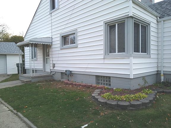 5th image of 22006 Grand Lake St
