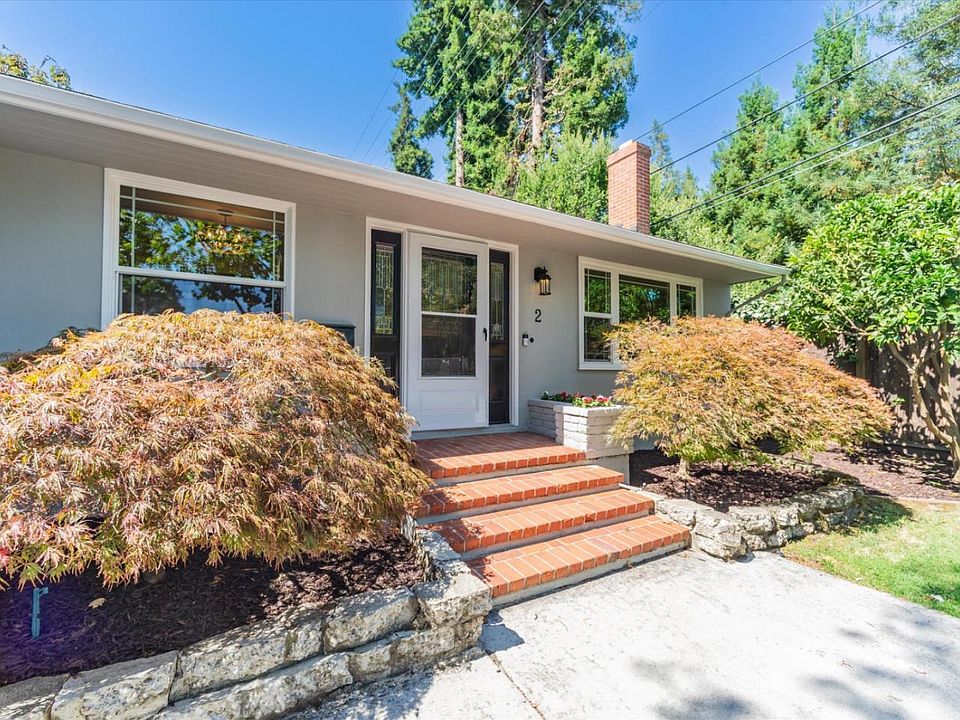 1st image of 2 Iris Ln