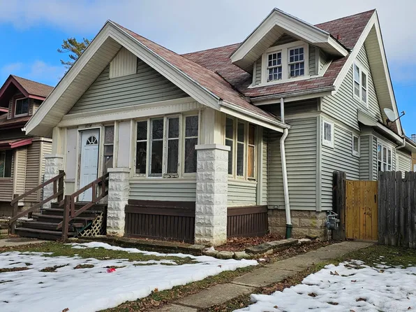 3034 N 40th St, Milwaukee, WI 53210