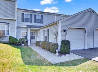 2303 Watch Hill Dr, Tarrytown, NY 10591