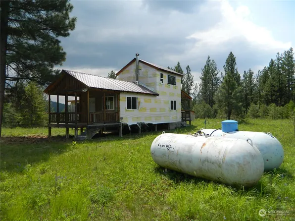 100 Turner Lake Road N, Tonasket, WA 98855