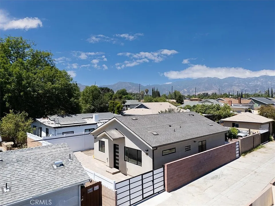 14902 Hubbard