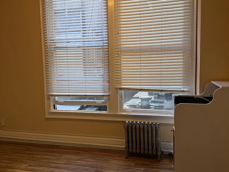 1005 Market St #214 — Photo 6