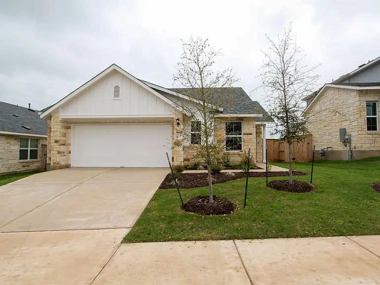1212 Low Branch Ln — Photo 1
