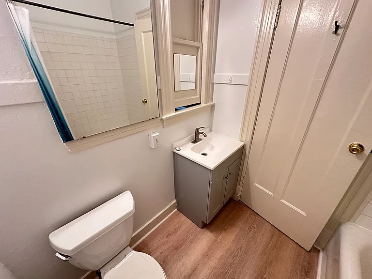 1101 Pine St #104 — Photo 7