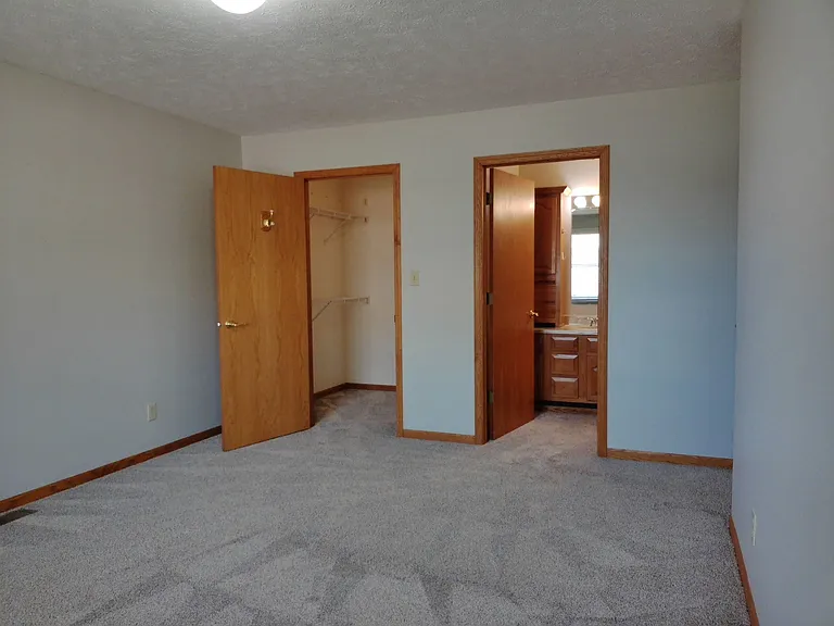 1902 Kristen Ct — Photo 11