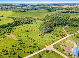 180 Surrey Ridge Trl, Glenwood City, WI 54013
