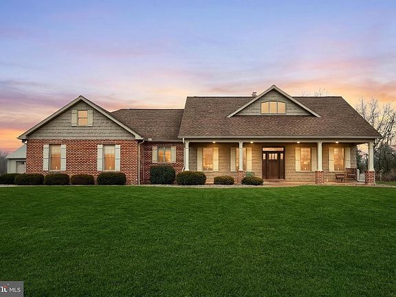 2nd image of 108 Pickett Rd