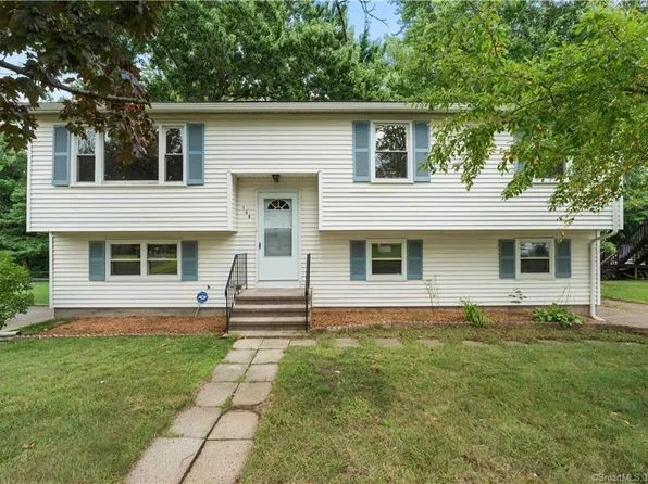 158 Cartpath Drive, Meriden, CT 06450