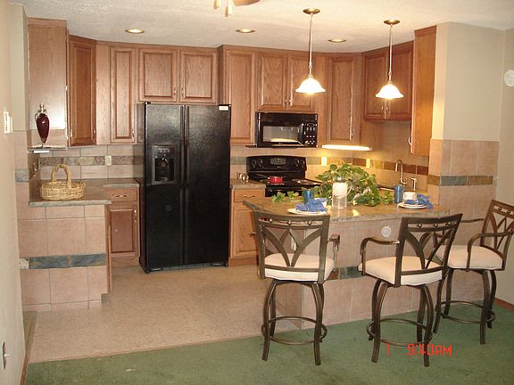 3rd image of 3320 Longfellow Ave S #302