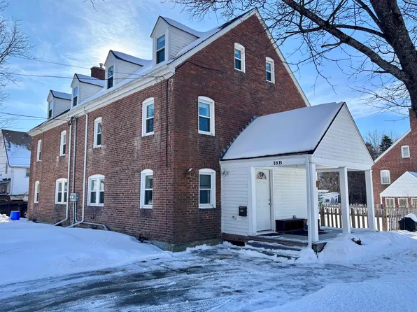 18 Beech Street #B, Newmarket, NH 03857