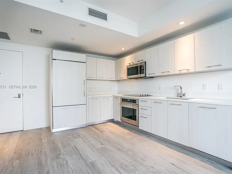 55 SW 9th St #2907 — Photo 1