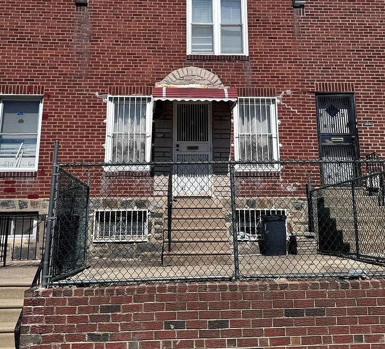 1st image of 747 Landis St