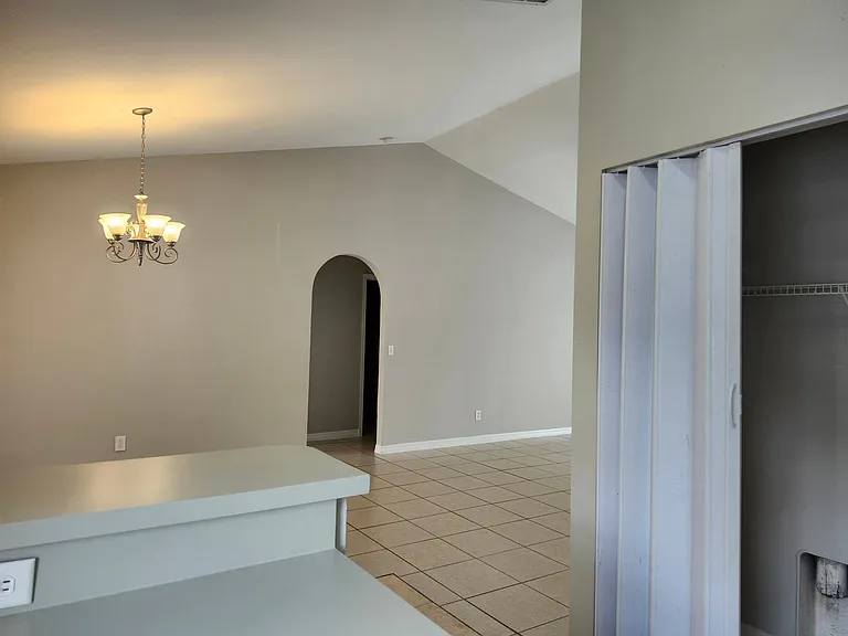 1110 Hightower Ave S — Photo 3