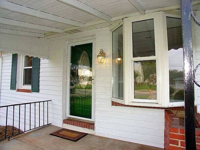 Front Detail