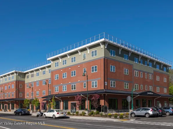 87 N Chestnut Street #101, New Paltz, NY 12561