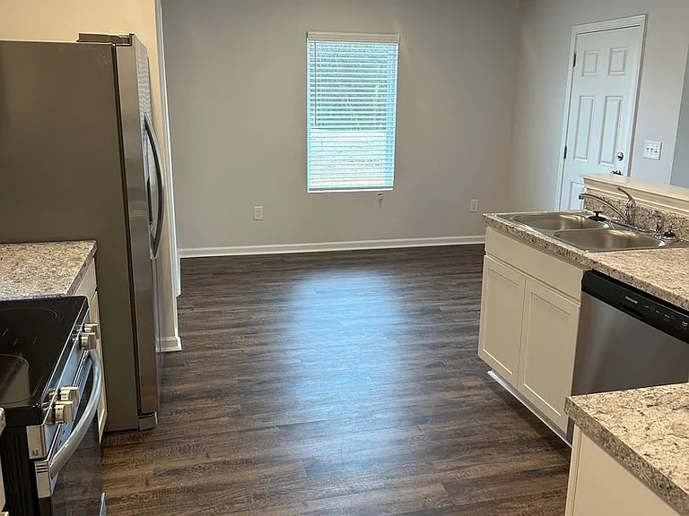 778 Antler Way — Photo 17