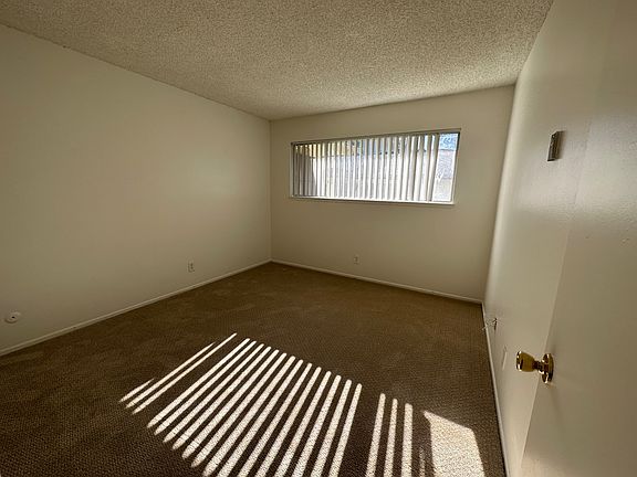 3rd image of 1122 Carlsbad Pl