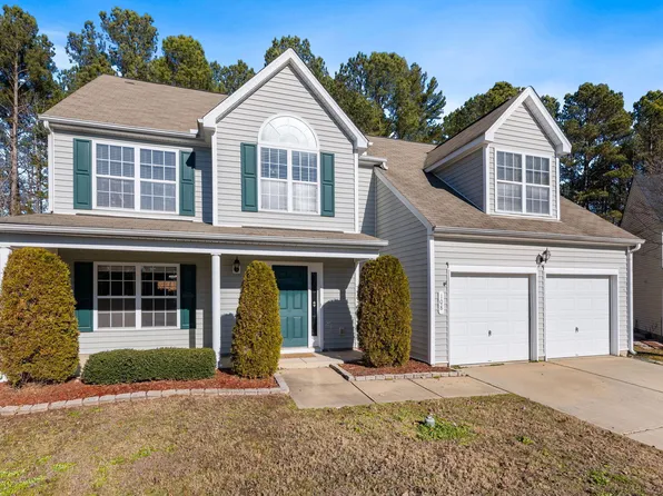 108 Jasmine Valley Ct, Holly Springs, NC 27540