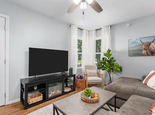701 N Dodgion Ave, Independence, MO 64050