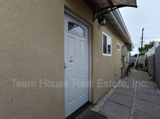 18750 Valerio St #Adu, Reseda, CA 91335