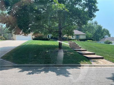 9729 Sagamore Rd, Leawood, KS, 66206