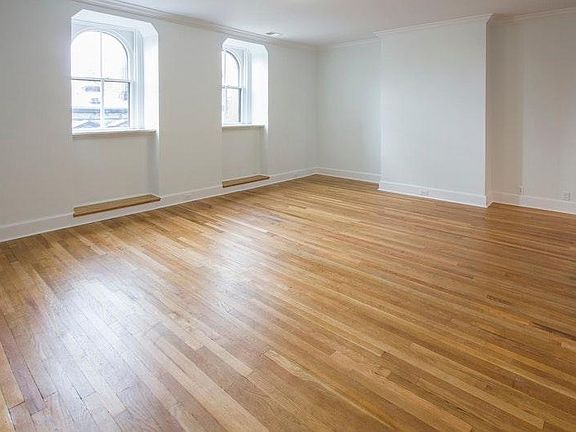 Living Room hardwood floors and windows