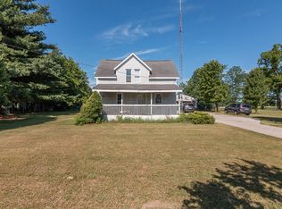 2852 Yore Ave, Sodus, MI 49126