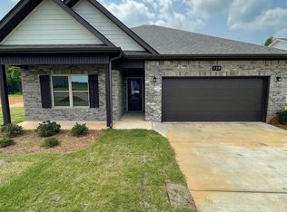 128 Flintlock Way, New Market, AL 35761