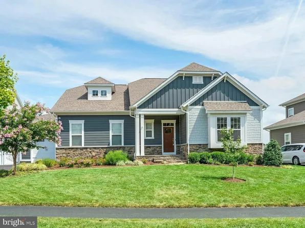 24340 White Elm Pl, Aldie, VA 20105