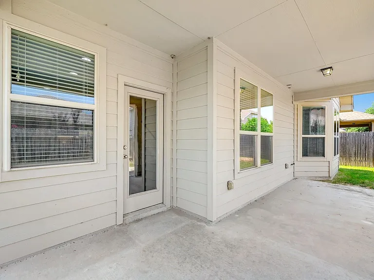 176 Flannery Ln — Photo 33