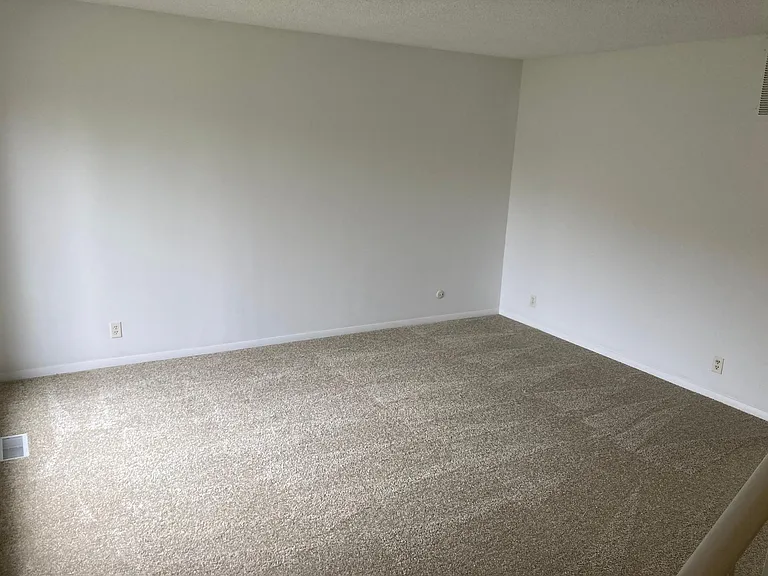 8116 Cheswick Dr — Photo 4