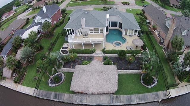 1st image of 403 Pintail Ln