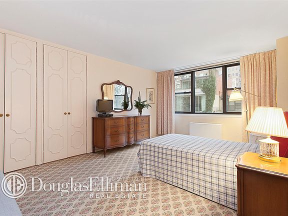 3rd image of 420 E 51st St APT 4D