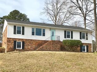 6408 Lakeway Dr, Mechanicsville, VA 23111