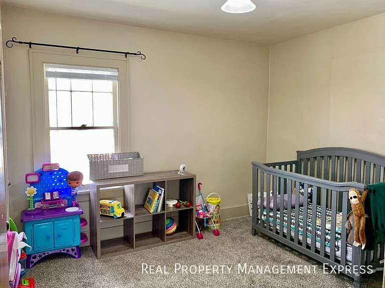 708 S Euclid Ave #2 — Photo 7