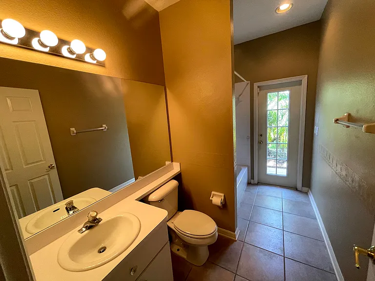 18111 Pheasant Walk Dr — Photo 25