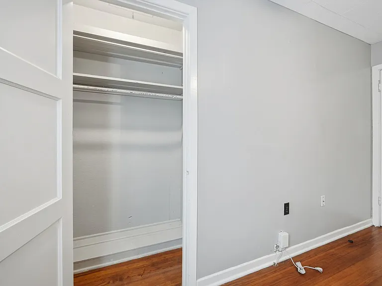 1419 E Jean St — Photo 27
