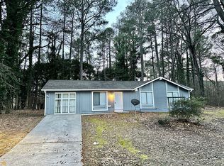 9251 Woodhill Ln, Jonesboro, GA