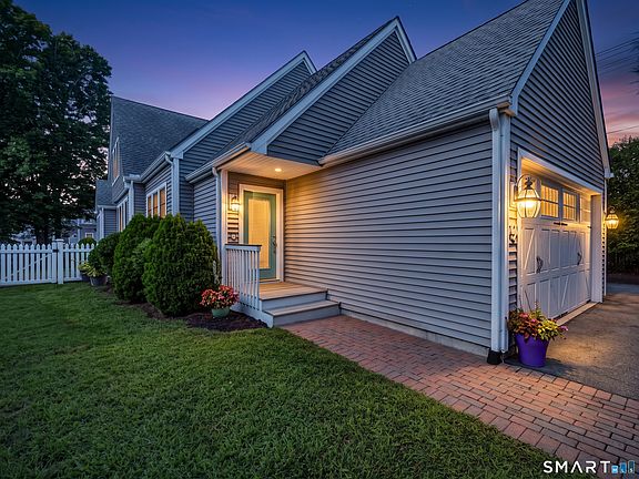 3rd image of 9 Bellstone Avenue