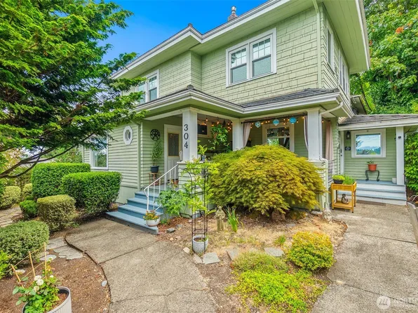 304 Scenic Way, Kent, WA 98030