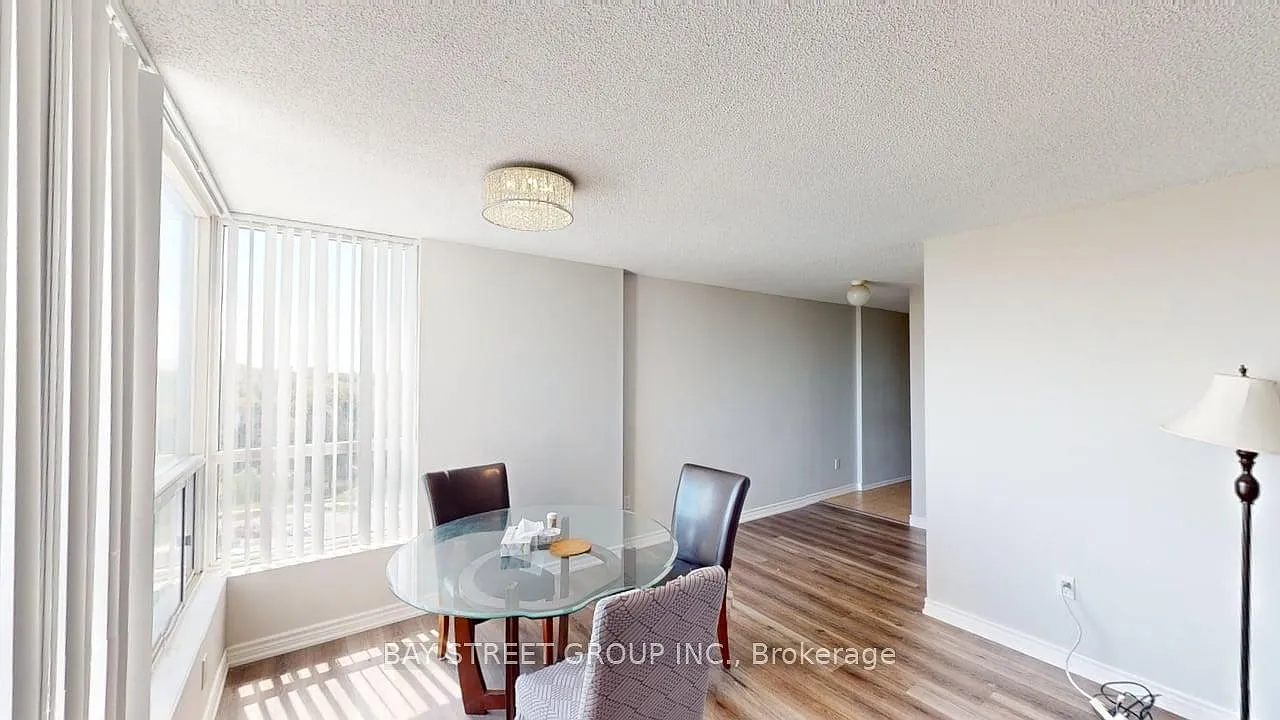 2 bed, $1,299 — Photo 2