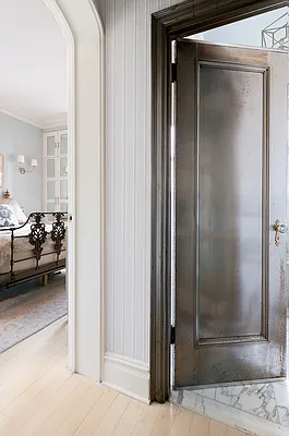 Sold by Brown Harris Stevens | media 31