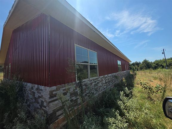 5th image of 1860 W Bumpass Rd
